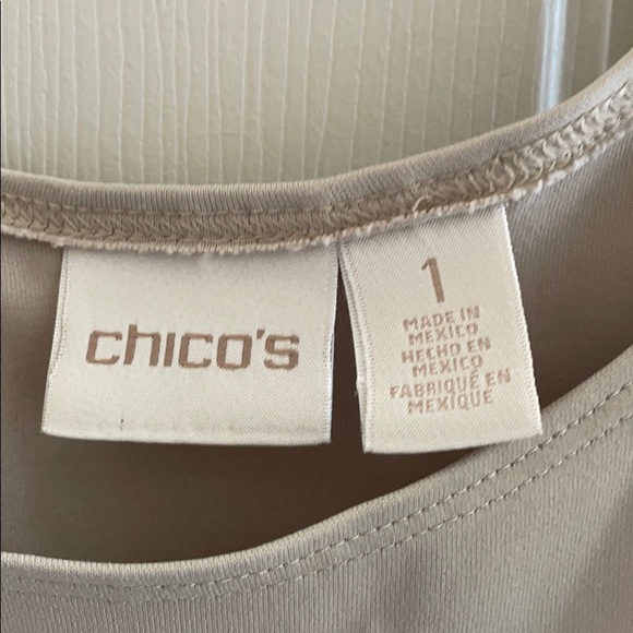 💰SOLD💰 Lot of 3 Sleeveless Tank Tops - Picture 4 of 8